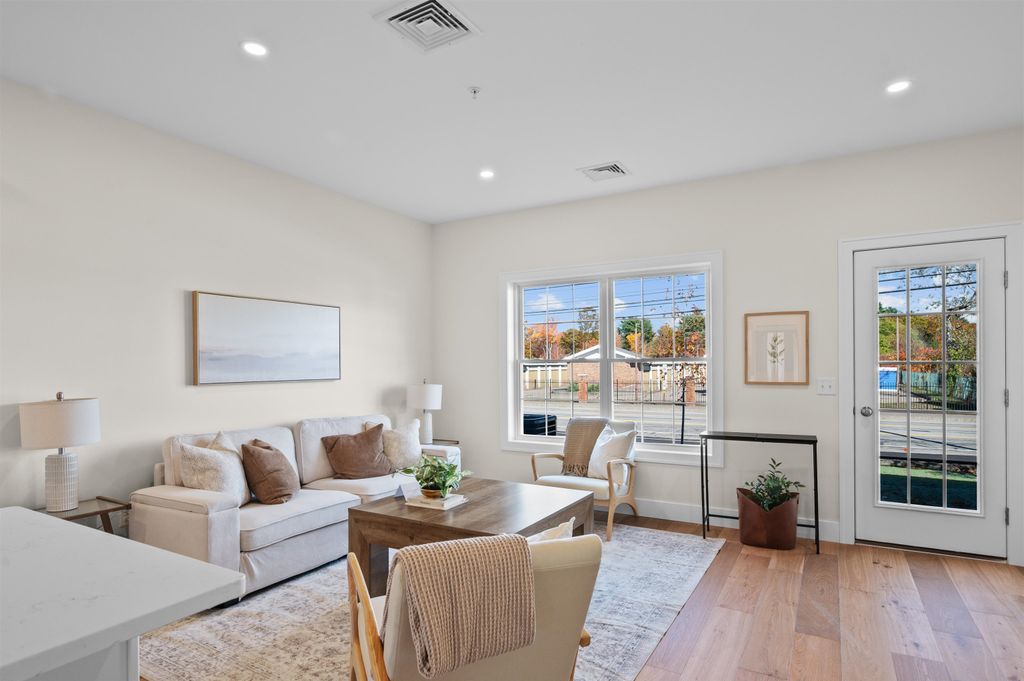 Photo of 15 Suffolk Drive #3, Concord, NH 03303 (MLS # 5076826)