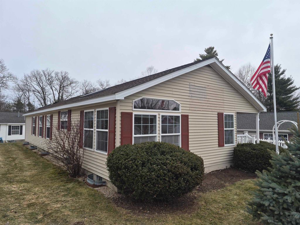 Photo of 103 Heritage Way, Manchester, NH 03104 (MLS # 5079536)