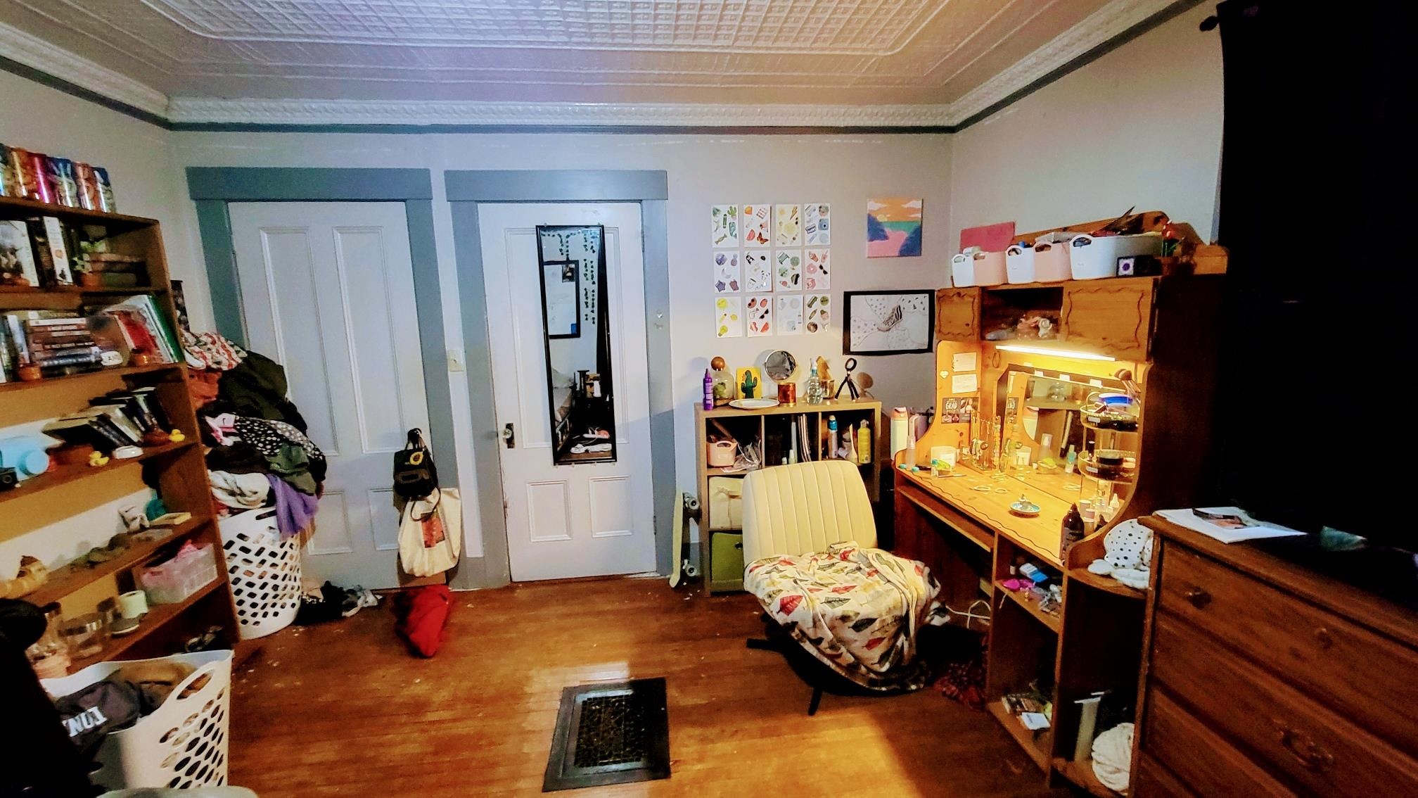 Weare, New Hampshire 03281, United States, 5 Bedrooms Bedrooms, ,3 BathroomsBathrooms,Residential,Pending,39999