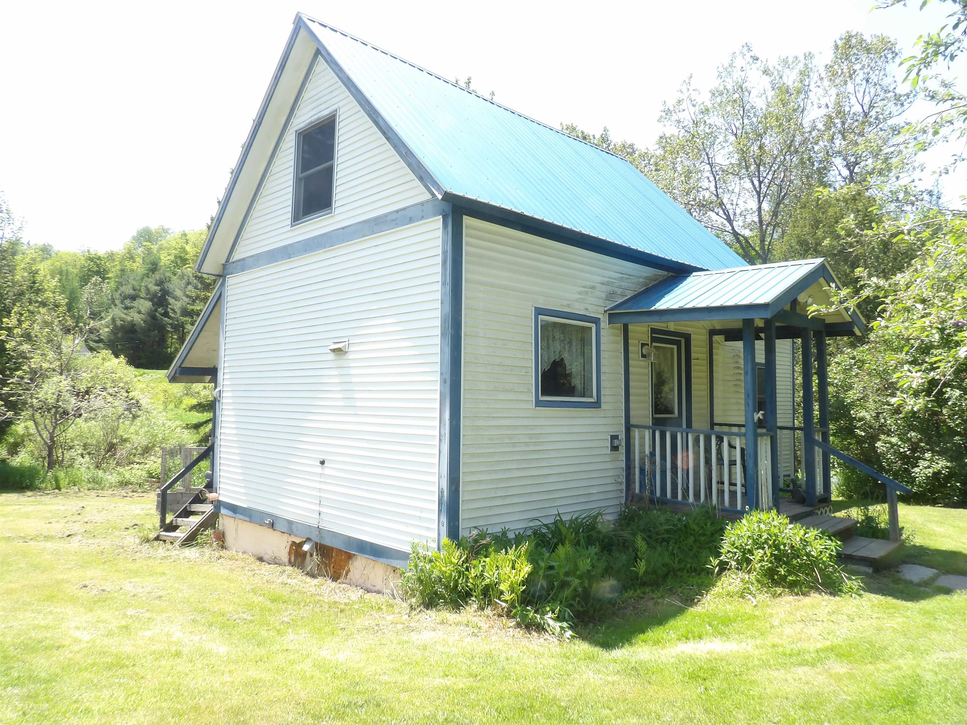 Washington, Vermont 05675, United States, 2 Bedrooms Bedrooms, ,1 BathroomBathrooms,Residential,Active,148950