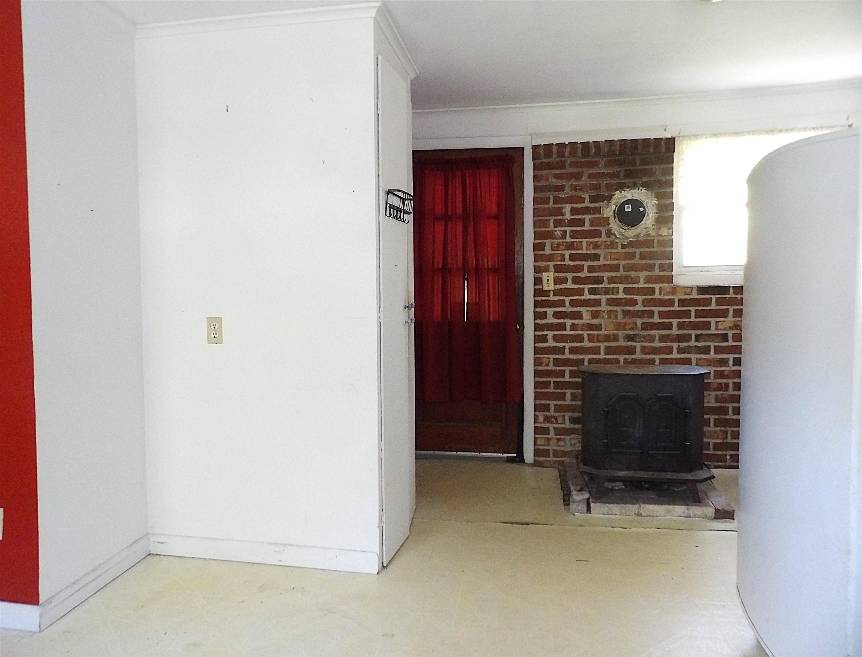 Washington, Vermont 05675, United States, 2 Bedrooms Bedrooms, ,1 BathroomBathrooms,Residential,Active,148950