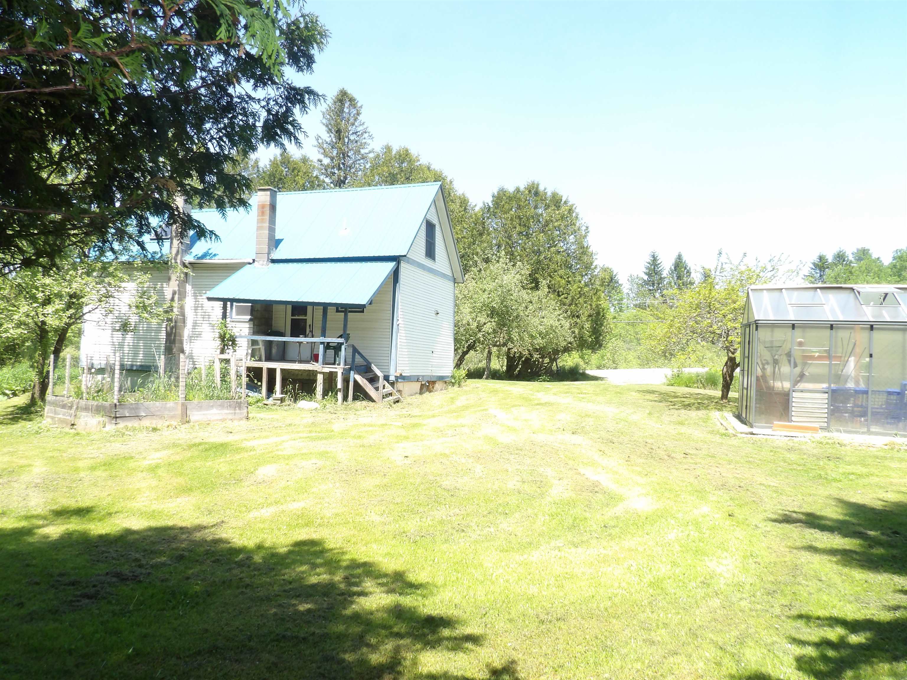 Washington, Vermont 05675, United States, 2 Bedrooms Bedrooms, ,1 BathroomBathrooms,Residential,Active,148950