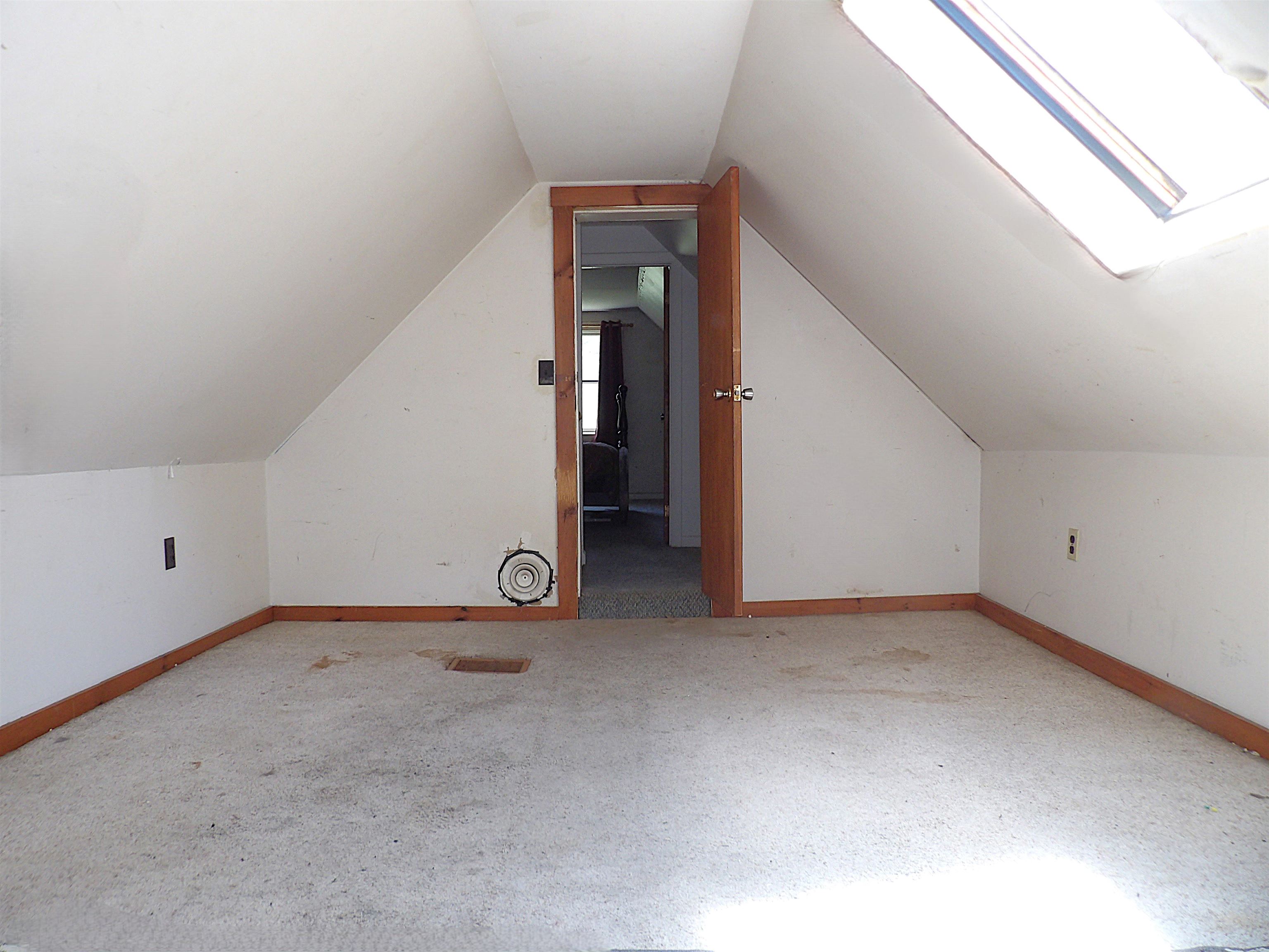 Washington, Vermont 05675, United States, 2 Bedrooms Bedrooms, ,1 BathroomBathrooms,Residential,Active,148950