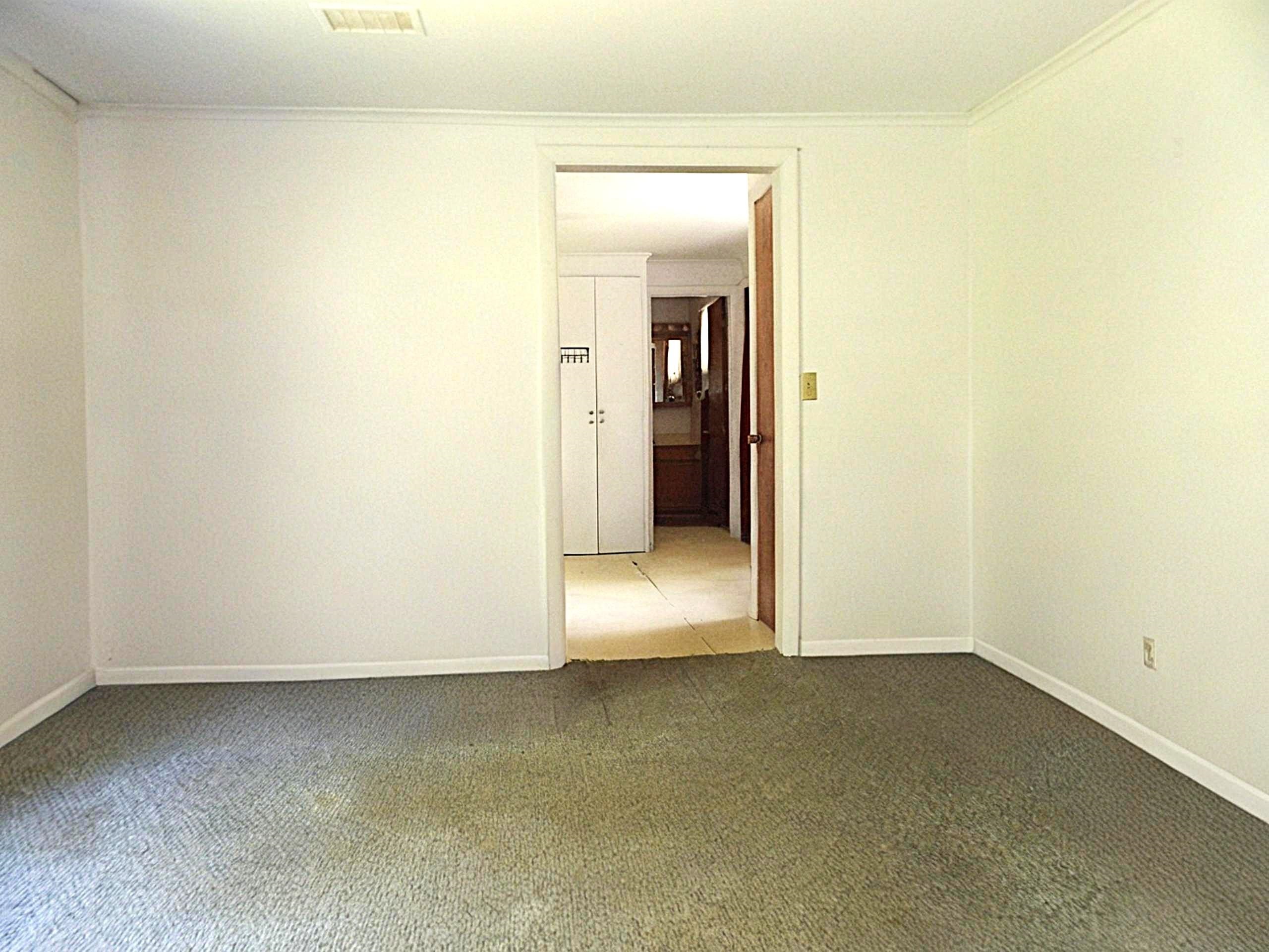 Washington, Vermont 05675, United States, 2 Bedrooms Bedrooms, ,1 BathroomBathrooms,Residential,Active,148950