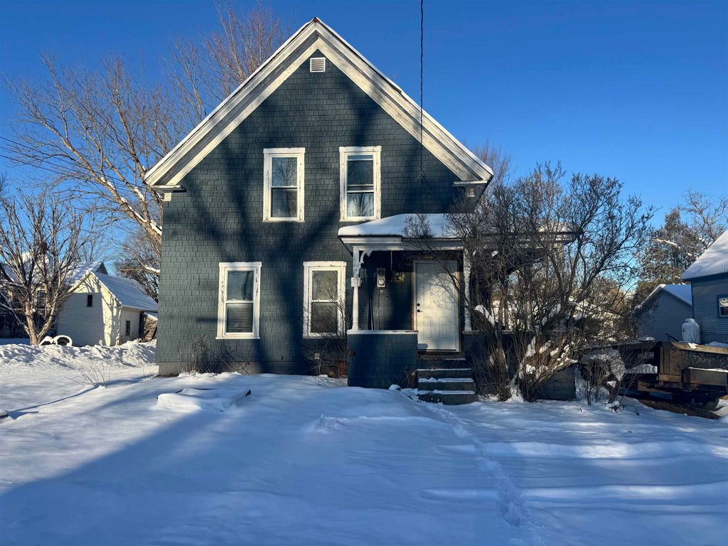 Photo of 8 Kilkenny Street, Lancaster, NH 03584 (MLS # 5072620)