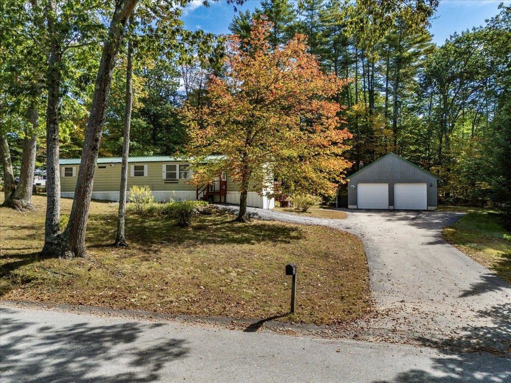Photo of 26 Goodhue Road, Boscawen, NH 03303 (MLS # 5063721)