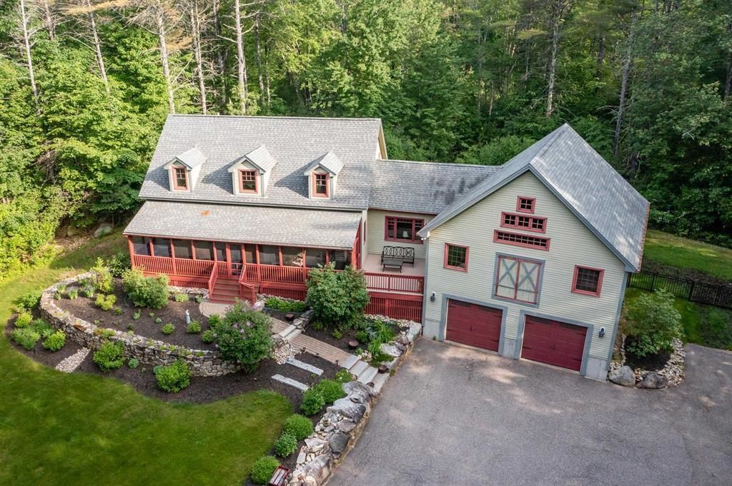 Photo of 34 Mirror Lake Drive, Tuftonboro, NH 03853 (MLS # 5069771)