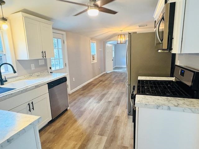 Raymond, New Hampshire 03077, United States, 3 Bedrooms Bedrooms, ,1 BathroomBathrooms,Residential,Active,199220