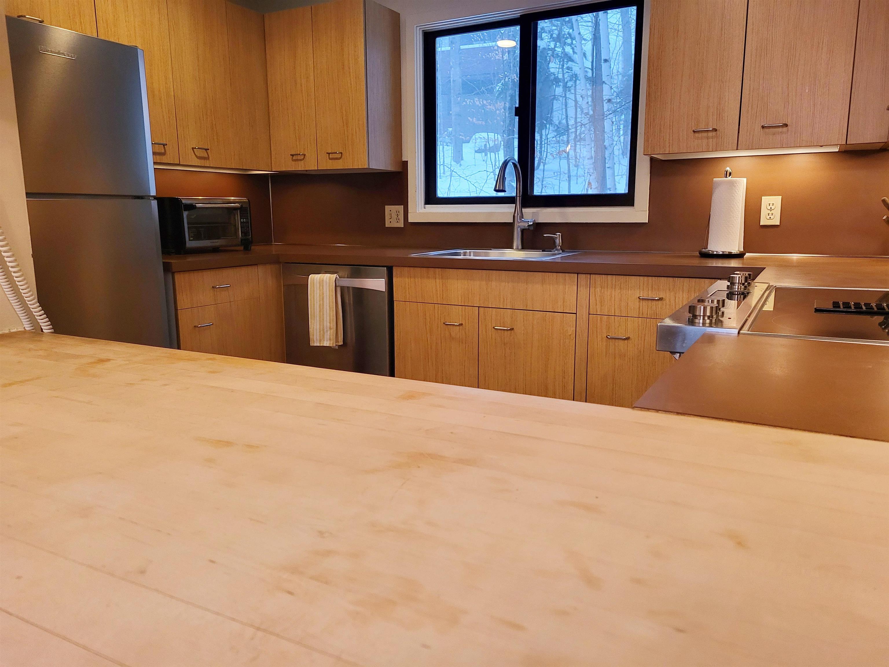 22 Brookside Road 3 & 4