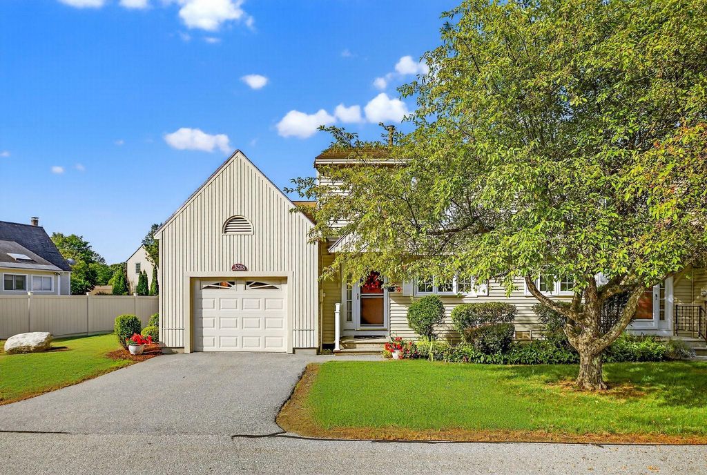 Photo of 32 Stonehouse Lane, Keene, NH 03431 (MLS # 5058087)