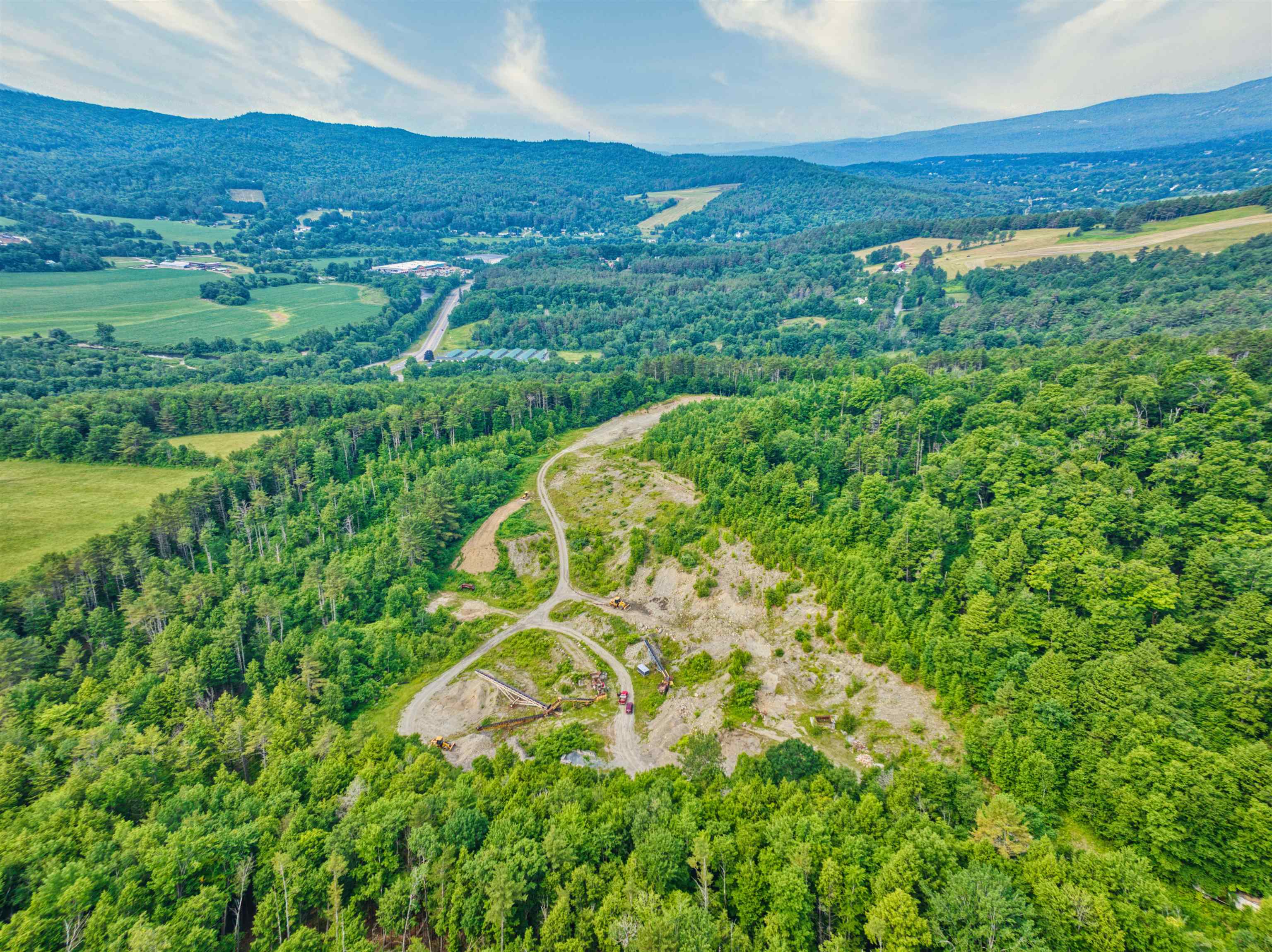 01 E Green Mountain Road