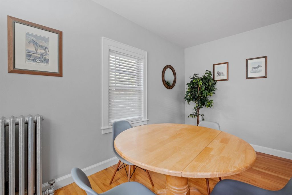 Photo of 989 Union Street, Manchester, NH 03104 (MLS # 5054905)