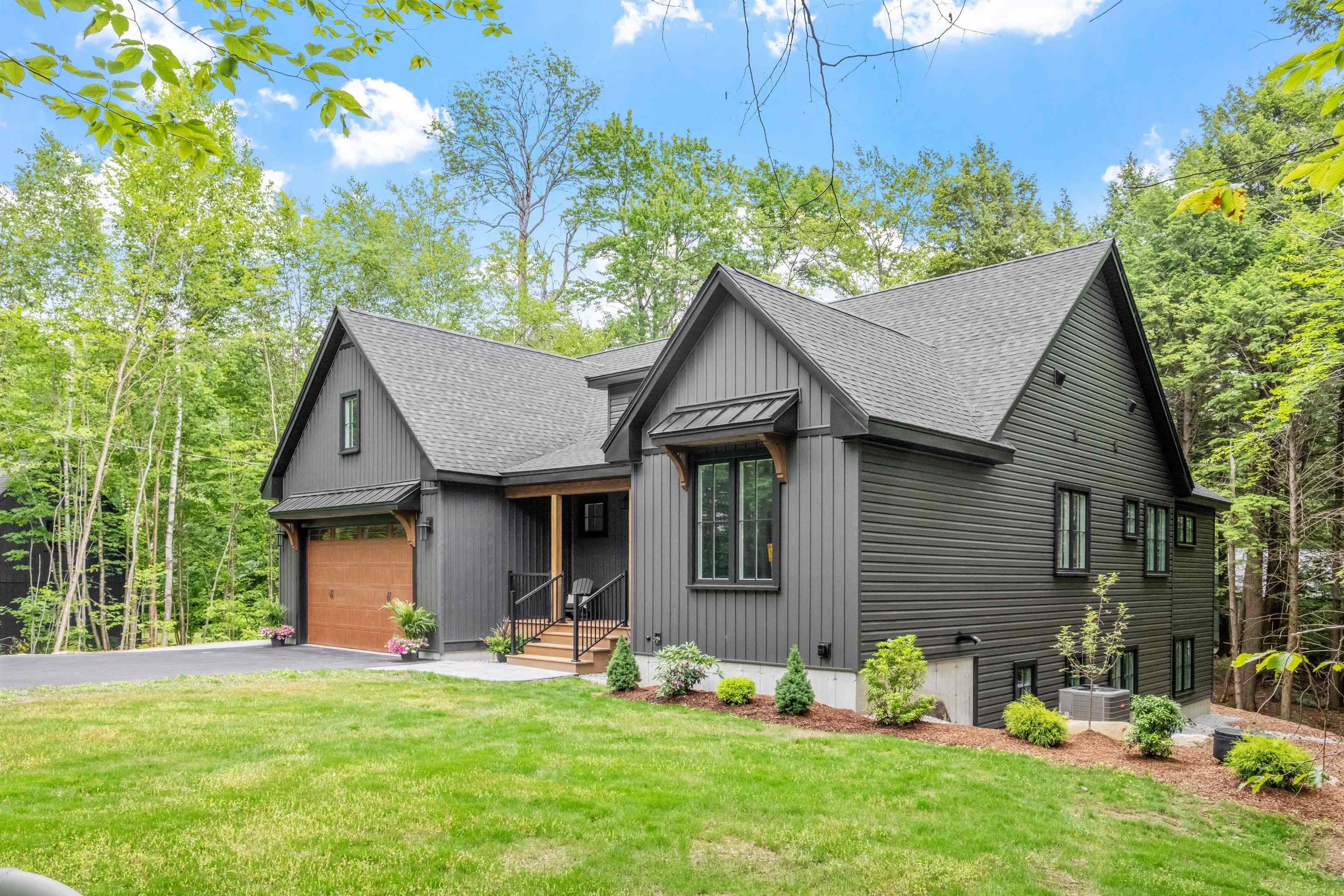 44 Valley Road