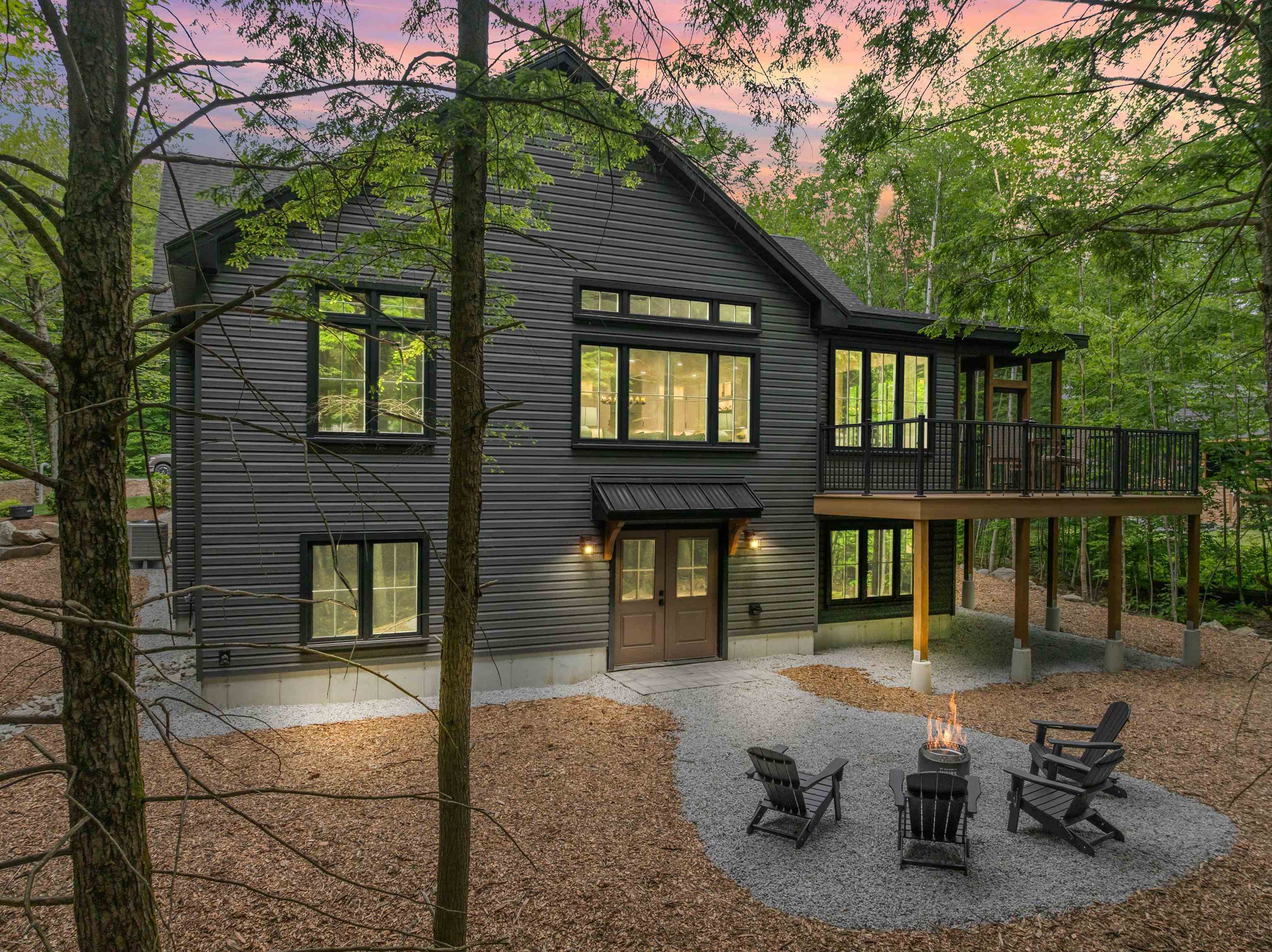 44 Valley Road