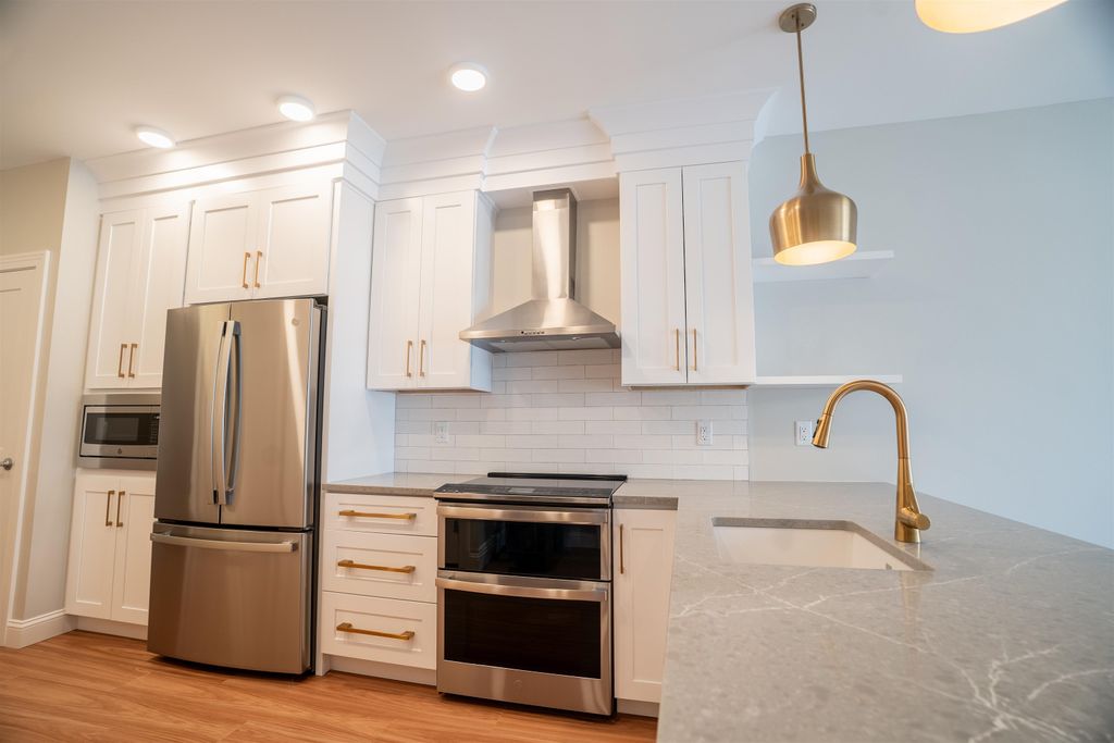 Photo of 99 Foundry Place #407, Portsmouth, NH 03801 (MLS # 5062787)