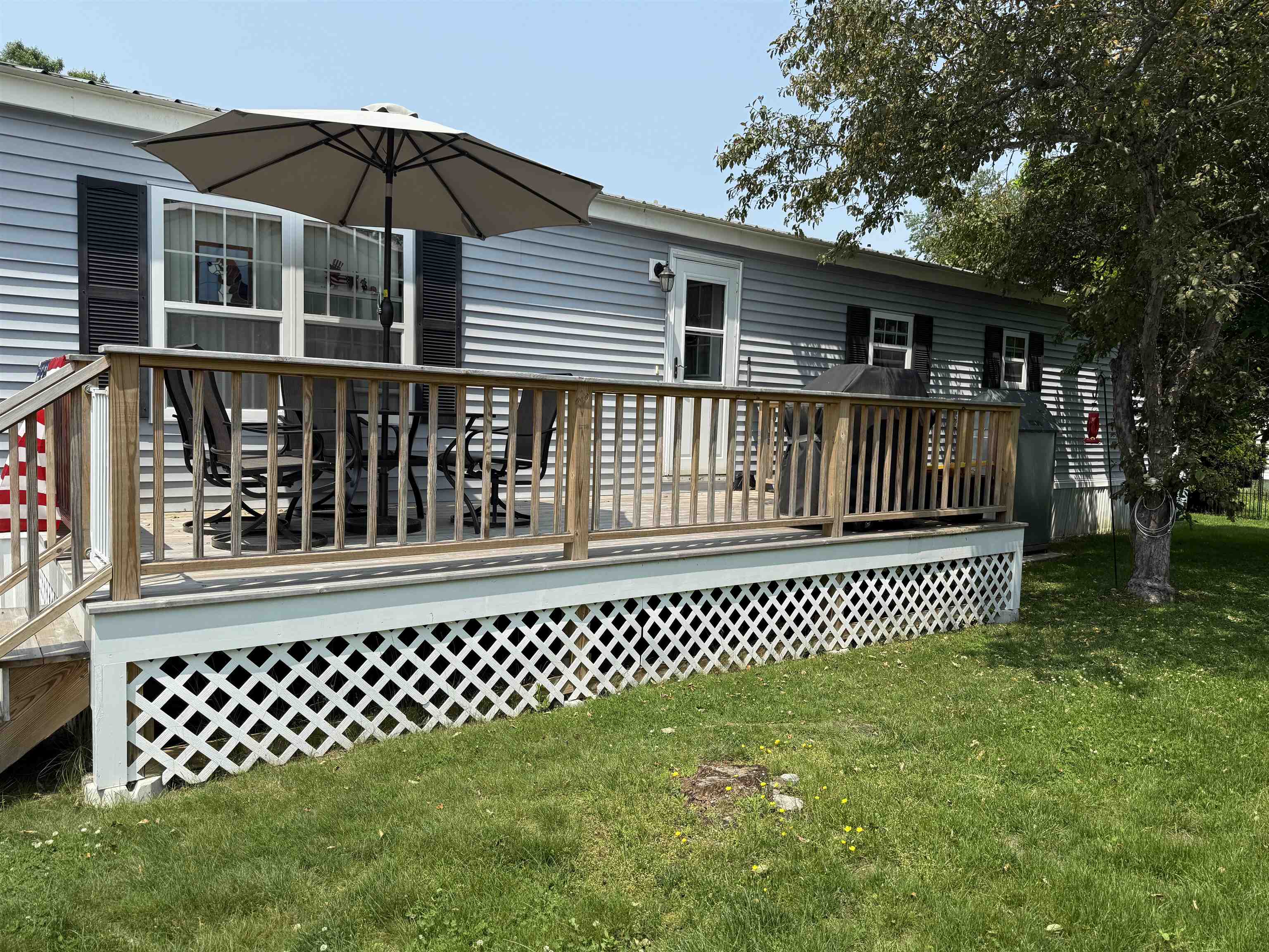 8 Sir Lancelot Drive