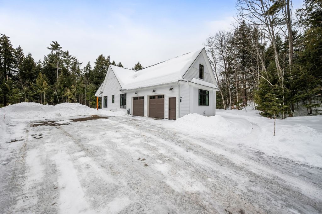 Photo of 123 Oxbow Lane, Conway, NH 03818 (MLS # 5077617)