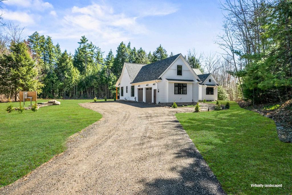 Photo of 123 Oxbow Lane, Conway, NH 03818 (MLS # 5077617)