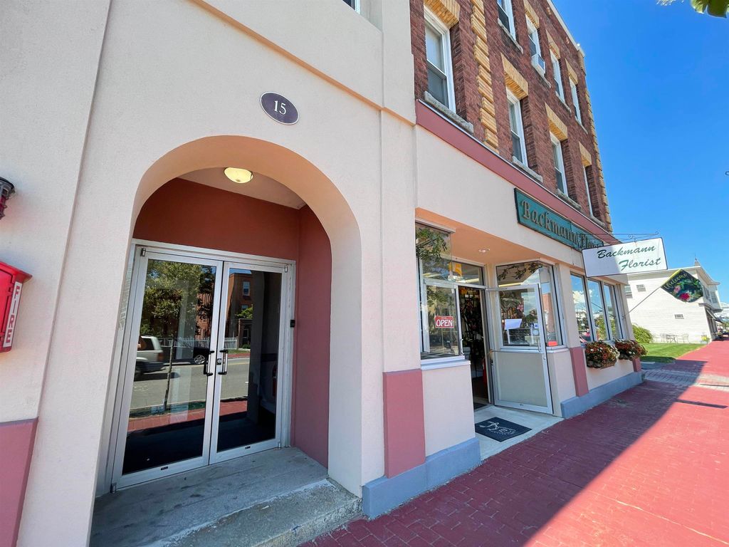 Photo of 15 West Broadway #N, Derry, NH 03038 (MLS # 5075994)