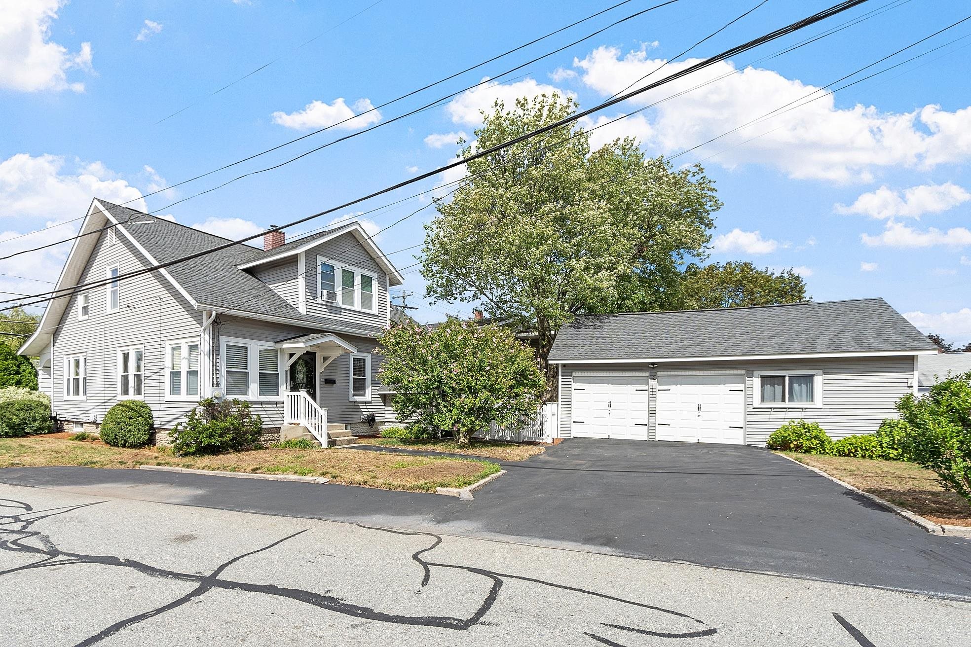 328 West Hollis Street