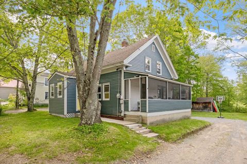 194 Pleasant Street Bristol NH 03222