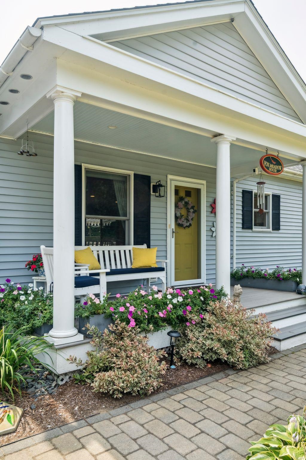 Walpole, New Hampshire 03608, United States, 3 Bedrooms Bedrooms, ,2 BathroomsBathrooms,Residential,Pending,189313