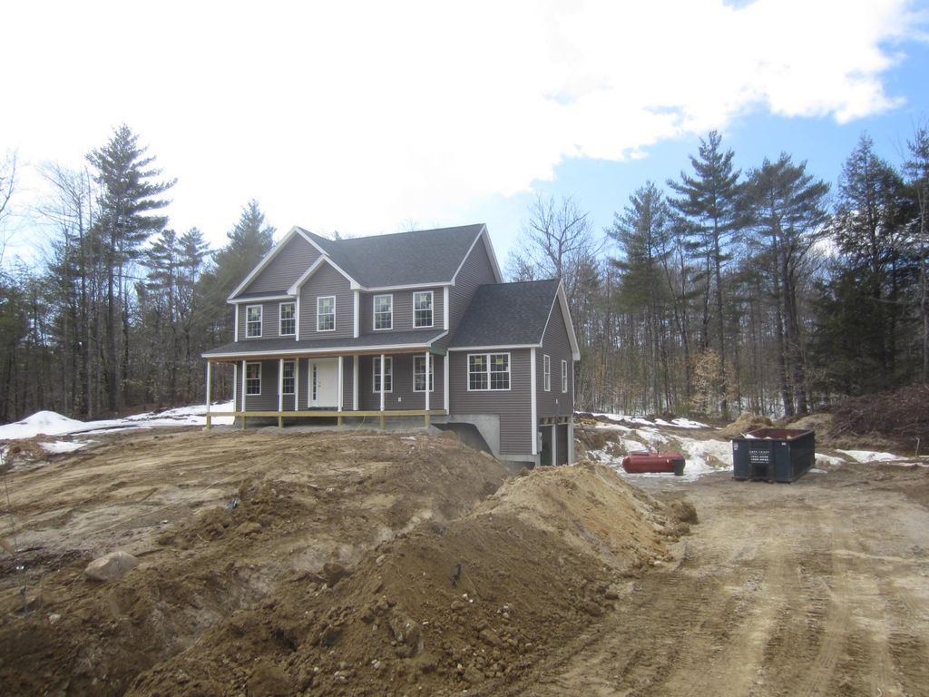 Photo of 11 Wellington Court, Ossipee, NH 03814 (MLS # 5076814)