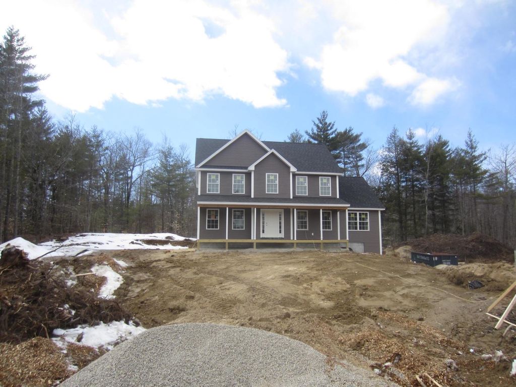 Photo of 11 Wellington Court, Ossipee, NH 03814 (MLS # 5076814)
