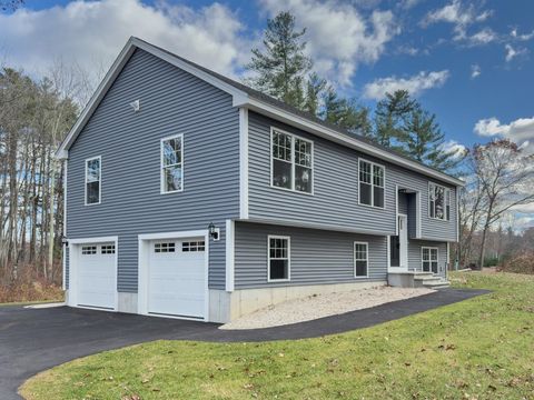 96 Simpson Road Pelham NH 03076