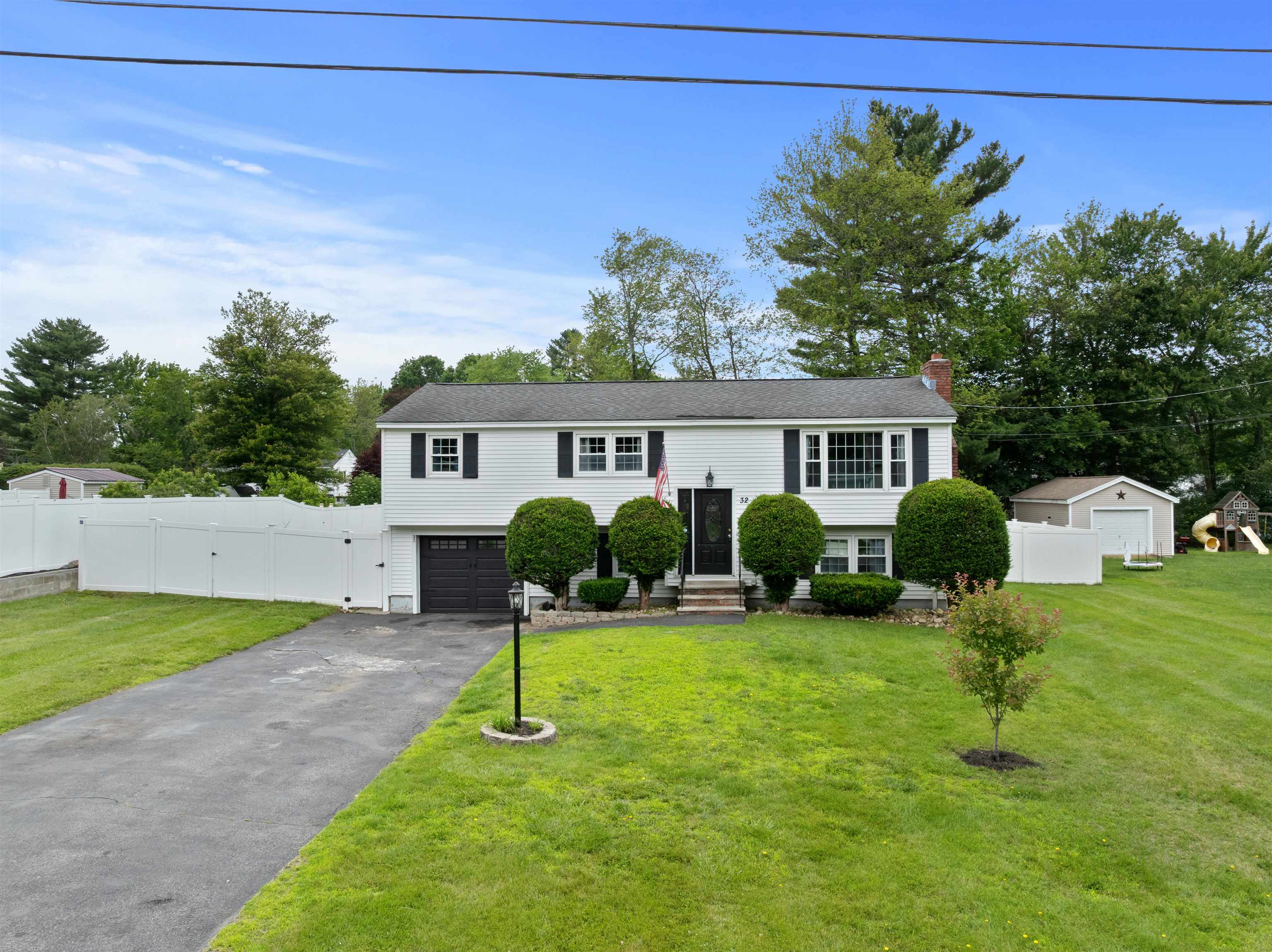 32 Ashwood Avenue