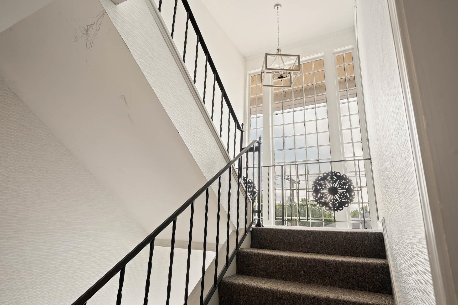 Derry, New Hampshire 03038, United States, 2 Bedrooms Bedrooms, ,1 BathroomBathrooms,Residential,Active,199823