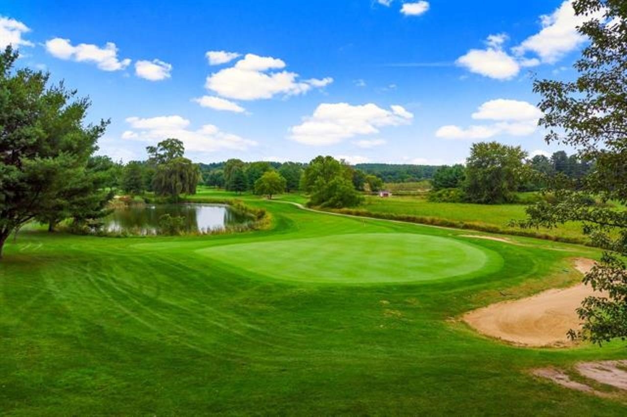 Derry, New Hampshire 03038, United States, 2 Bedrooms Bedrooms, ,1 BathroomBathrooms,Residential,Active,199823