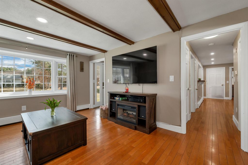 Photo of 27 Cole Street, Salem, NH 03079 (MLS # 5081976)