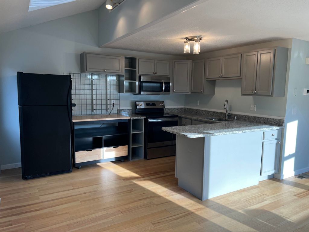 Photo of 81 Sentry Way, Merrimack, NH 03054 (MLS # 5079500)