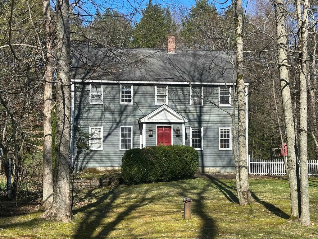 Photo of 3 Partridge Lane, East Kingston, NH 03827 (MLS # 5073438)