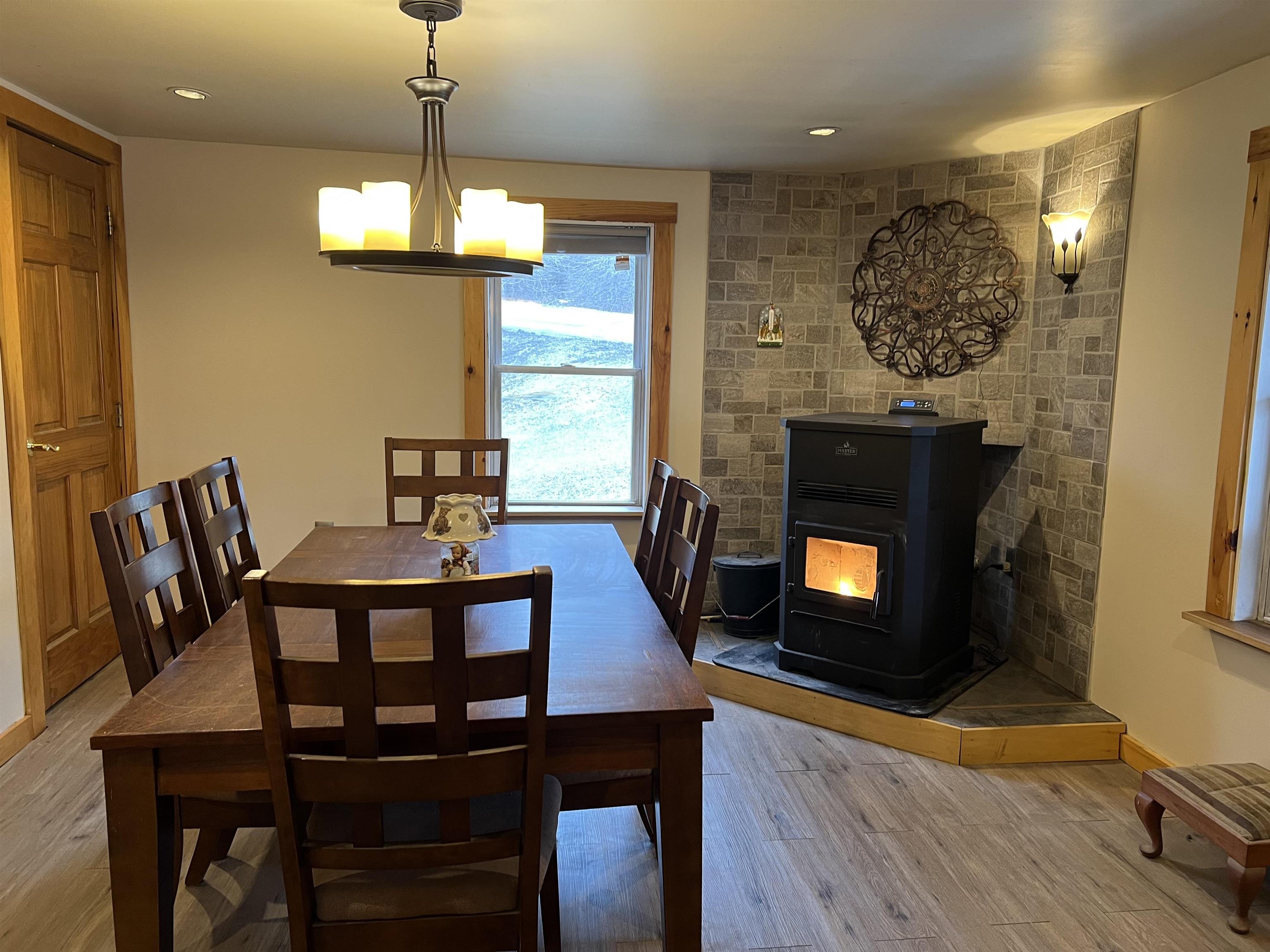 325 The Bend Road