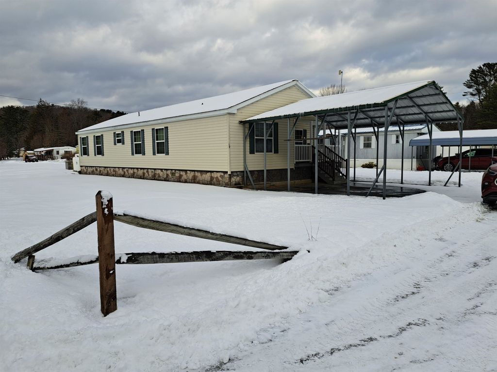 Photo of 19 SPRUCE PARK Drive #19, Plainfield, NH 03781 (MLS # 5074702)