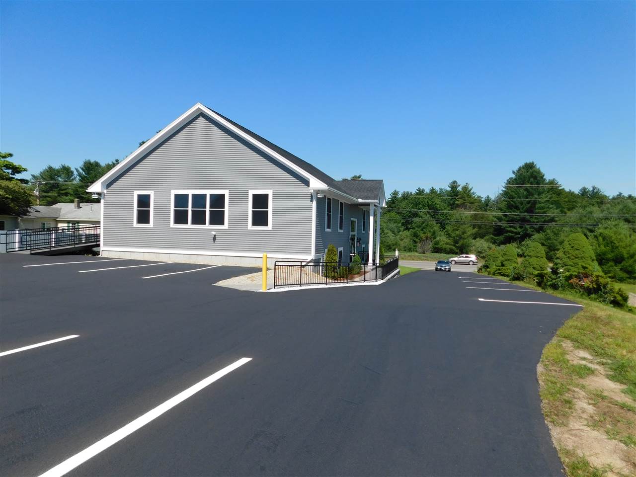 271 Derry Road