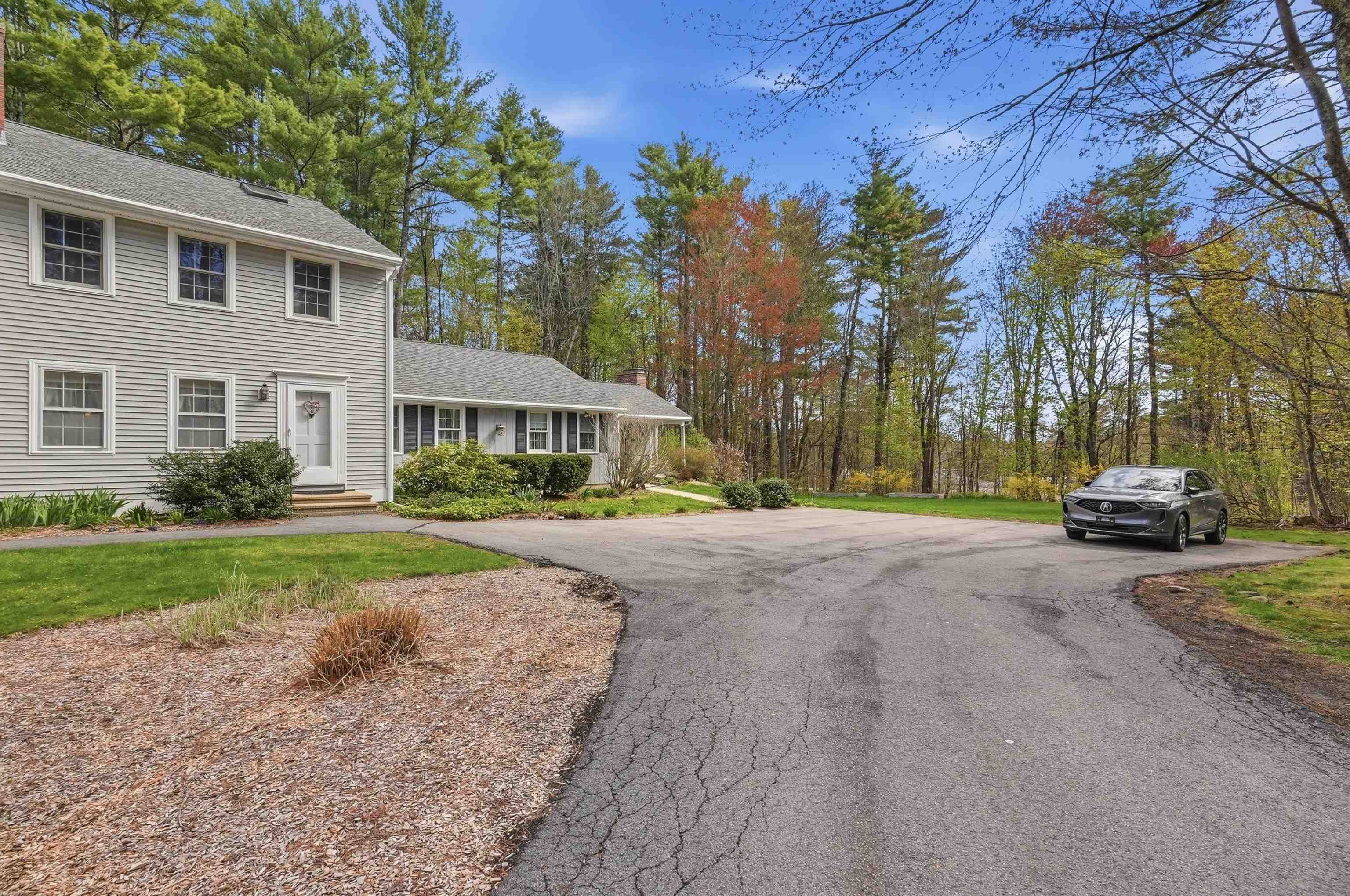 18 Boulder Brook Drive 5