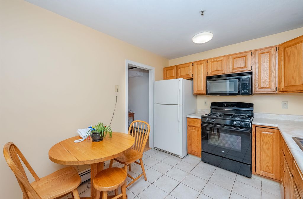 Photo of 142 Katie Lane #142, Dover, NH 03820 (MLS # 5067930)