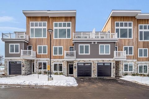 Photo of 36 Vantage Point Drive #3, Laconia, NH 03246 (MLS # 4992484)