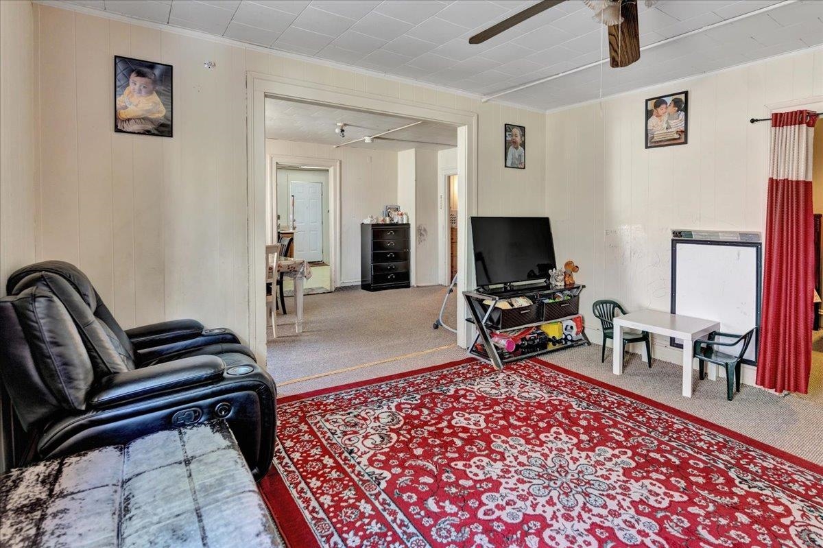 174-176 North Champlain Street