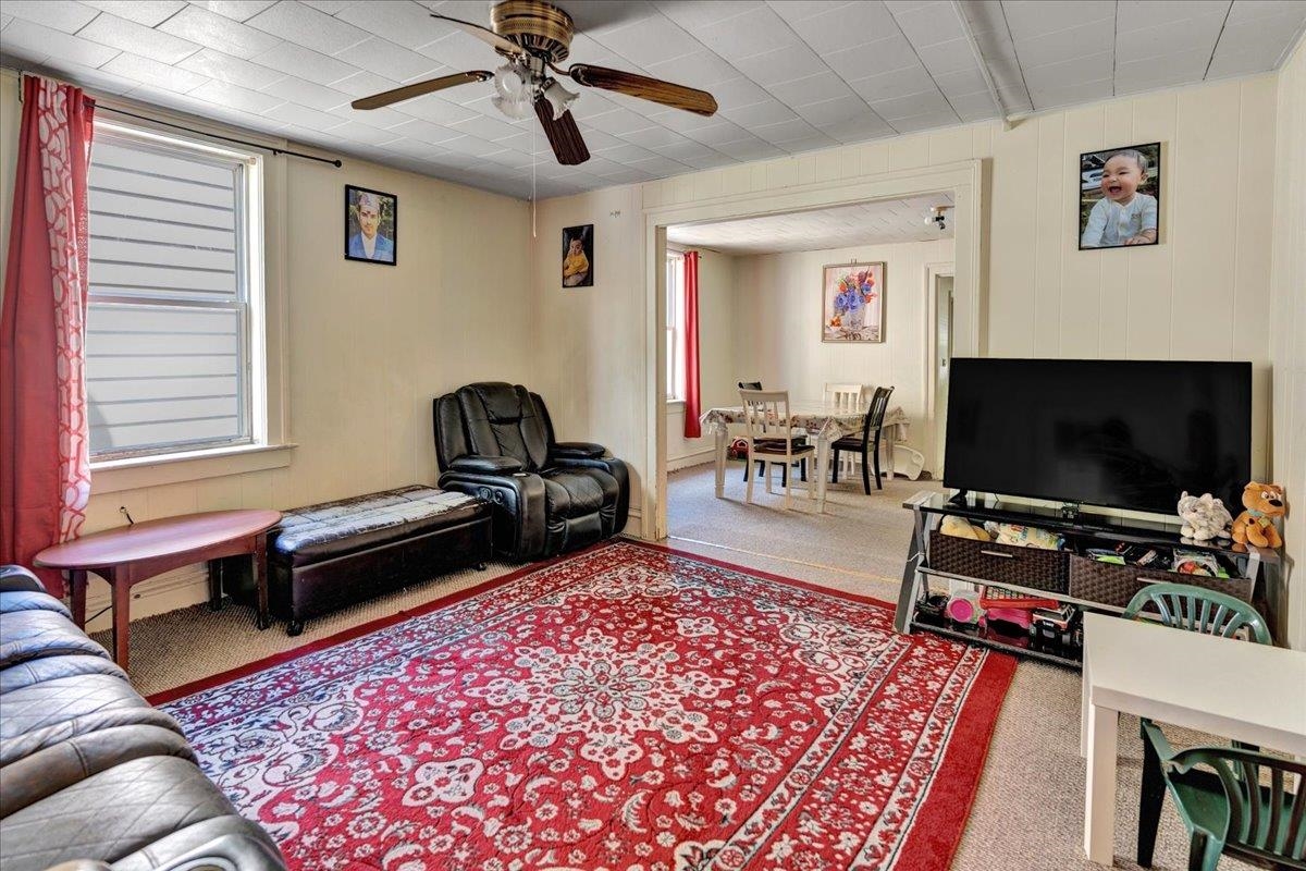 174-176 North Champlain Street