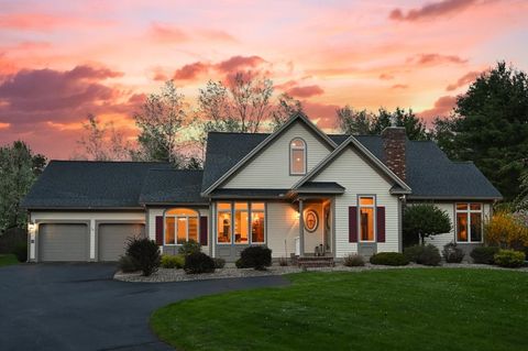 16 Hawkins Pond Lane, Salem, NH 03079 - #: 5087492