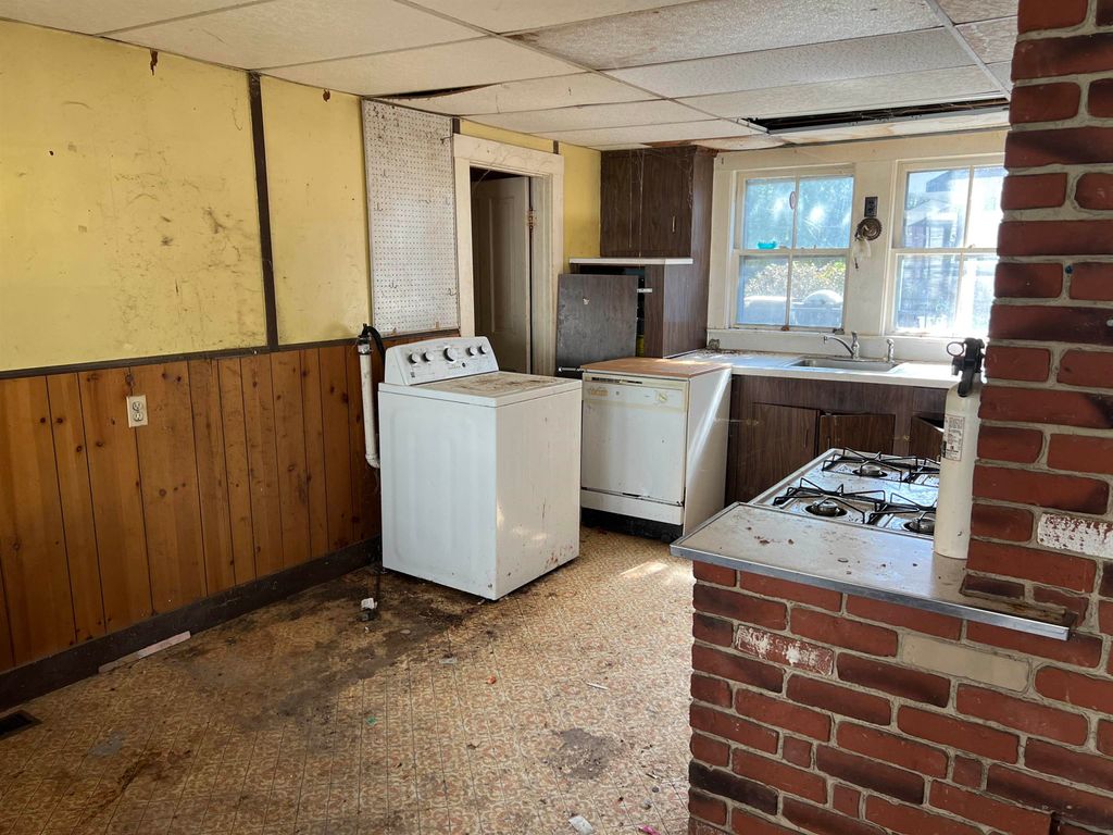 Photo of 25 Washington Street, Newbury, NH 03255 (MLS # 5062785)