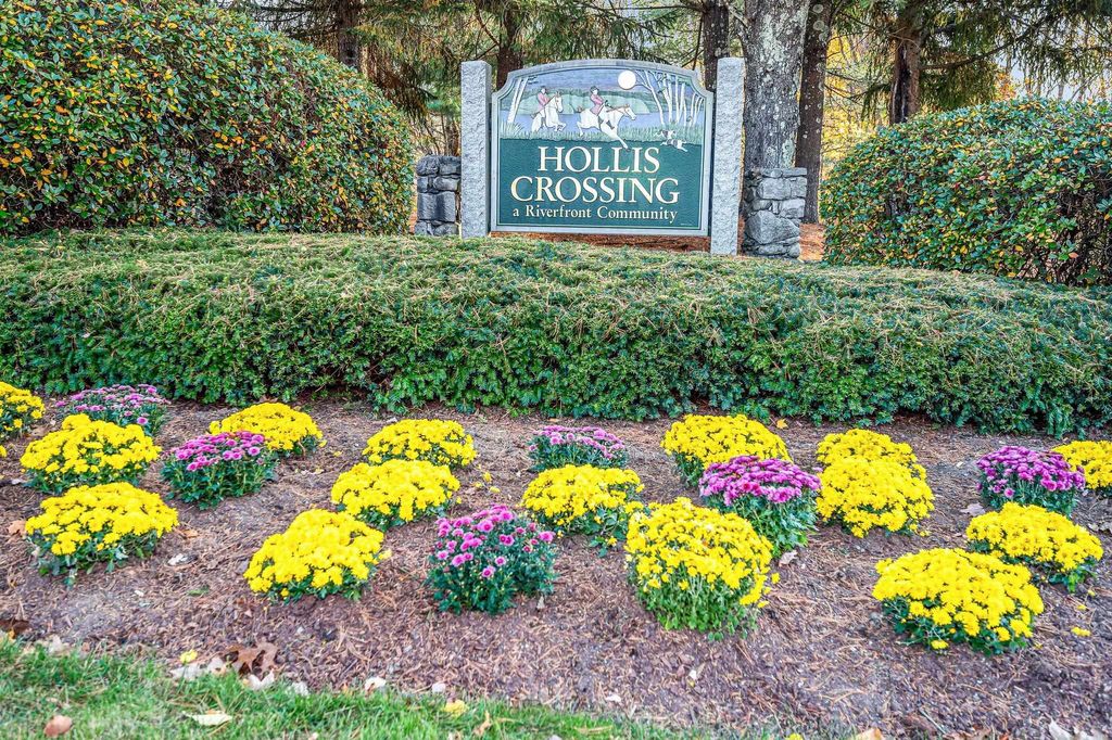 Photo of 65 Bartemus Trail #462, Nashua, NH 03063 (MLS # 5072281)