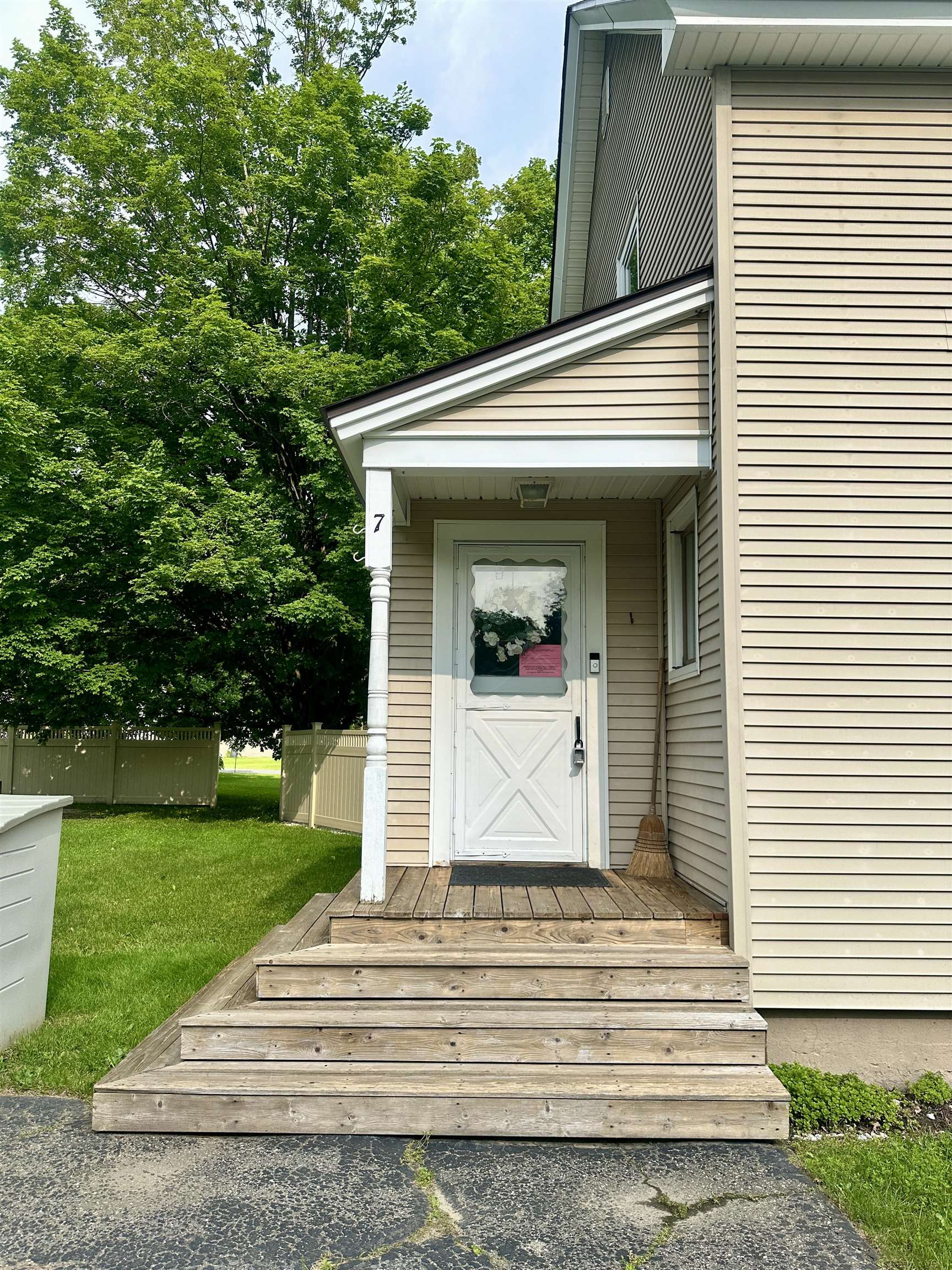 7 Cleveland Avenue