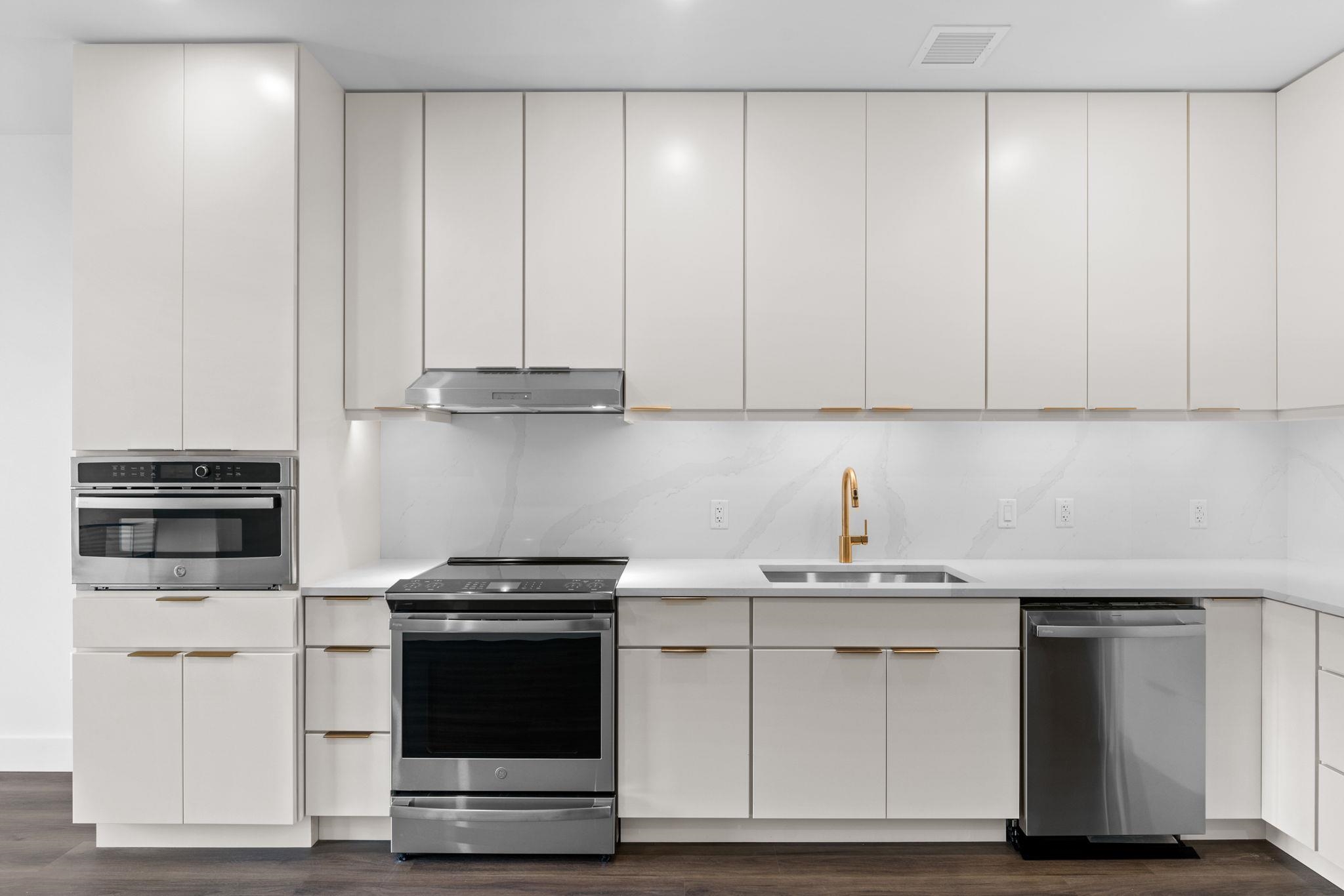 125 Cambrian Way 608