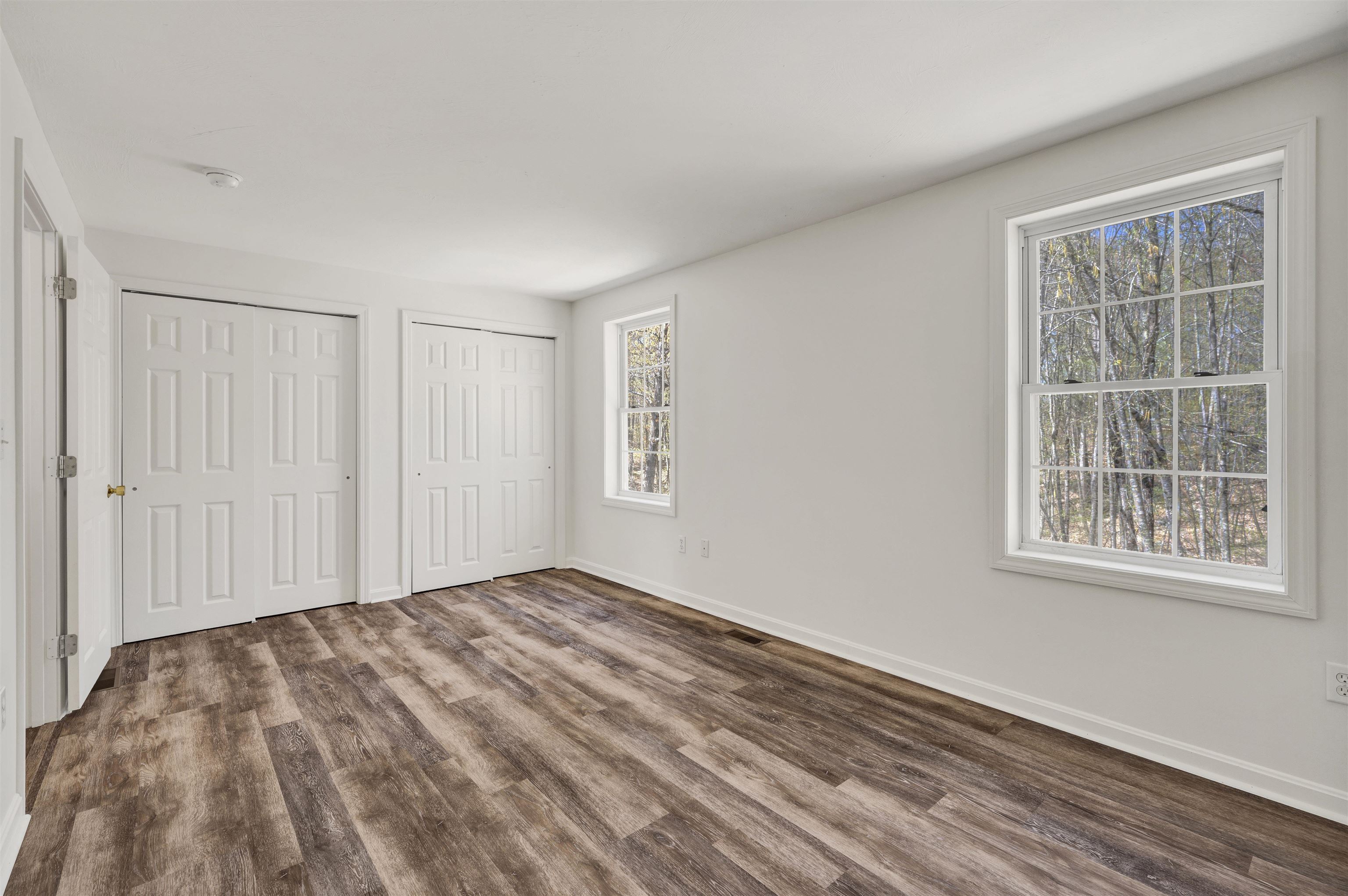 Fremont, New Hampshire 03044, United States, 9 Bedrooms Bedrooms, ,6 BathroomsBathrooms,Residential,Pending,128203