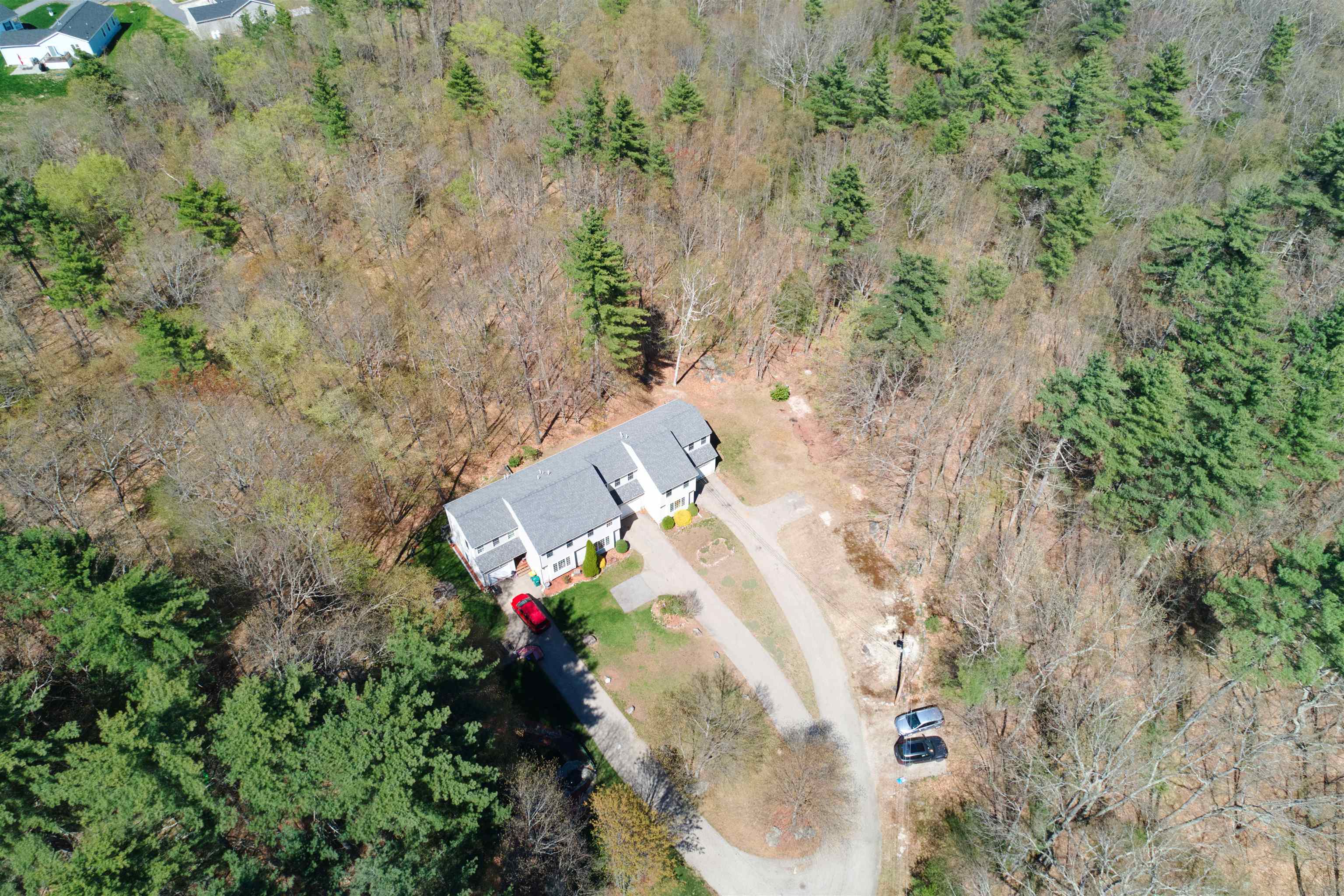 Fremont, New Hampshire 03044, United States, 9 Bedrooms Bedrooms, ,6 BathroomsBathrooms,Residential,Pending,128203